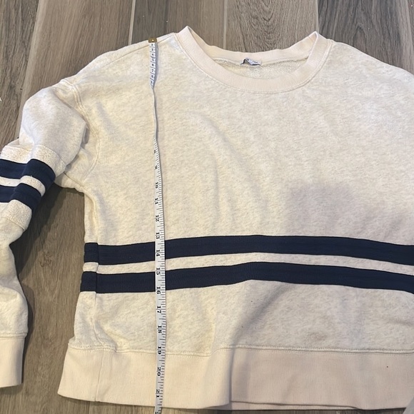 Splendid Seabrook Sweatshirt - Picture 8 of 9